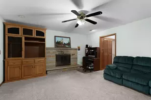 1408 Country Club Ln, Watertown, WI 53098 - Photo 17