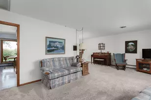 1408 Country Club Ln, Watertown, WI 53098 - Photo 9