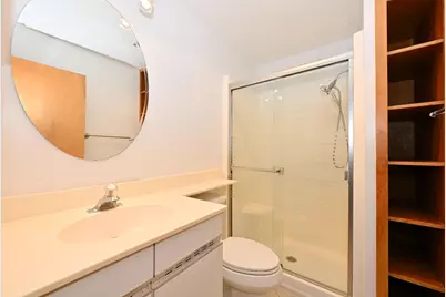 156  Lakefield Ct, Racine, WI 53402 - Photo 23