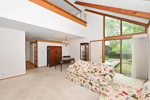 156 Lakefield Ct, Racine, WI 53402 - Photo 11
