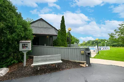 156  Lakefield Ct, Racine, WI 53402 - Photo 37