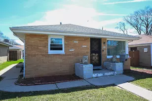 7509 W Carmen Ave, Milwaukee, WI 53218 - Photo 1
