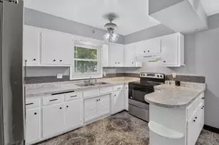7509 W Carmen Ave, Milwaukee, WI 53218 - Photo 9