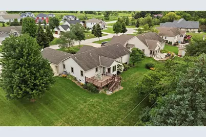 4820 W Alesci Dr, Franklin, WI 53132 - Photo 29