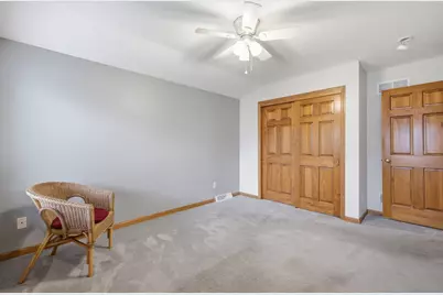 4820 W Alesci Dr, Franklin, WI 53132 - Photo 49