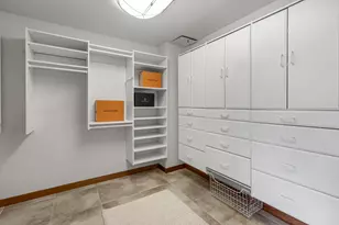 106 W Seeboth St, Milwaukee, WI 53204 - Photo 19