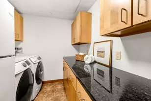106 W Seeboth St, Milwaukee, WI 53204 - Photo 27