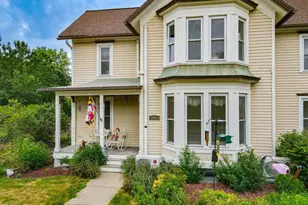 332 Riverside Dr, Fort Atkinson, WI 53538 - Photo 5