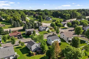 1136 Garfield Ln, Hartford, WI 53027 - Photo 35