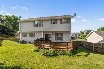 1136  Garfield Ln, Hartford, WI 53027 - Photo 31