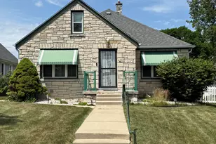 3859 N 55th St, Milwaukee, WI 53216 - Photo 1