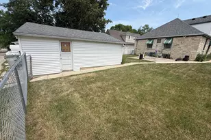 3859 N 55th St, Milwaukee, WI 53216 - Photo 5