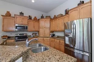 1207 Woodland Hills Dr, Waukesha, WI 53188 - Photo 15