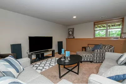 1207  Woodland Hills Dr, Waukesha, WI 53188 - Photo 39