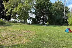 922 Broadway Ave, Sheboygan, WI 53081 - Photo 15