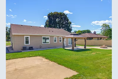 W240N6309  Maple Ave, Sussex, WI 53089 - Photo 29