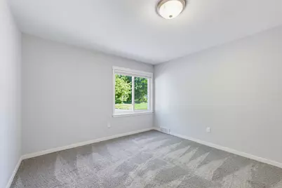 W240N6309  Maple Ave, Sussex, WI 53089 - Photo 25