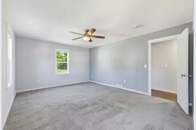 W240N6309  Maple Ave, Sussex, WI 53089 - Photo 15