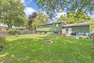 70 Cherry Ln, Fond du Lac, WI 54935 - Photo 21