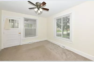 2906  96th St, Sturtevant, WI 53177 - Photo 3