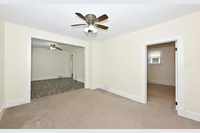 2906  96th St, Sturtevant, WI 53177 - Photo 5