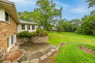 4615 W Sunnydale Ln, Mequon, WI 53092 - Photo 17