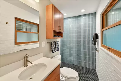 4615 W Sunnydale Ln, Mequon, WI 53092 - Photo 9