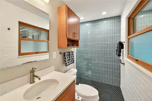 4615 W Sunnydale Ln, Mequon, WI 53092 - Photo 9