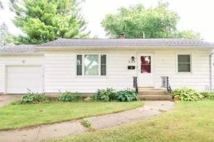 214 Francis Ct, Beaver Dam, WI 53916 - Photo 5