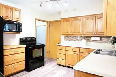214  Francis Ct, Beaver Dam, WI 53916 - Photo 27