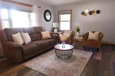 214  Francis Ct, Beaver Dam, WI 53916 - Photo 9
