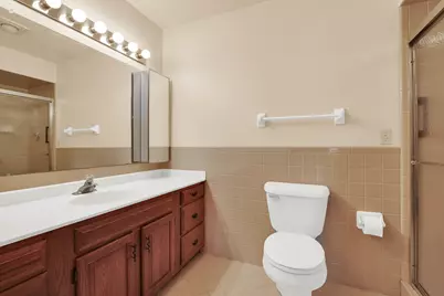 7234 N Green Bay Ave #208, Glendale, WI 53209 - Photo 11