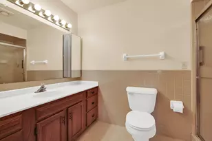 7234 N Green Bay Ave, Glendale, WI 53209 - Photo 11