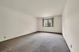 7234 N Green Bay Ave, Glendale, WI 53209 - Photo 7