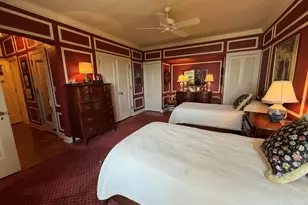 925 E Wells St, Milwaukee, WI 53202 - Photo 17