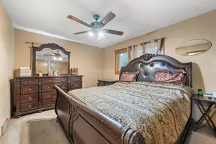 8308 W Crawford Ave, Milwaukee, WI 53220 - Photo 25