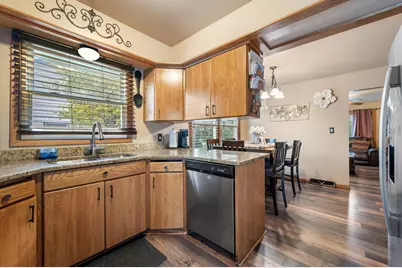 8308 W Crawford Ave #8310, Milwaukee, WI 53220 - Photo 15