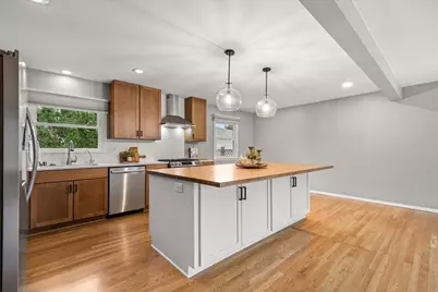 W244N6564  Westchester Dr, Sussex, WI 53089 - Photo 15