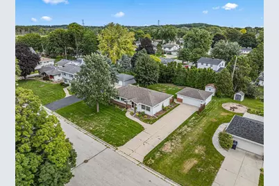 W244N6564  Westchester Dr, Sussex, WI 53089 - Photo 39
