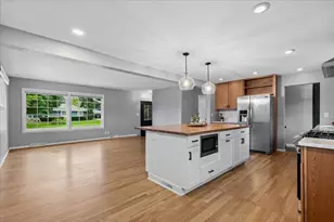 W244N6564 Westchester Dr, Sussex, WI 53089 - Photo 5