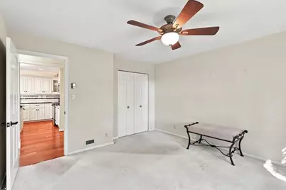 13335  Watertown Plank Rd #311, Elm Grove, WI 53122 - Photo 17