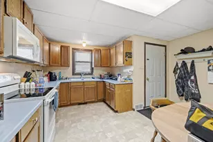 307 Madison Ave, Cascade, WI 53011 - Photo 9