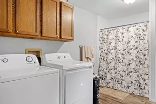 307 Madison Ave, Cascade, WI 53011 - Photo 21