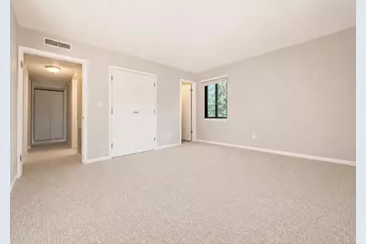 1061  Regent Rd #612, Oconomowoc, WI 53066 - Photo 11