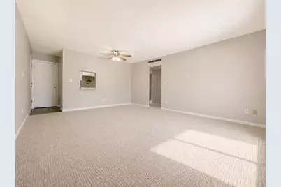 1061  Regent Rd #612, Oconomowoc, WI 53066 - Photo 5