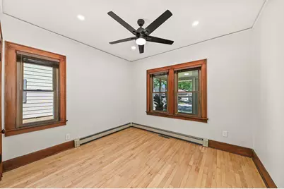 119 E Ohio Ave, Milwaukee, WI 53207 - Photo 19
