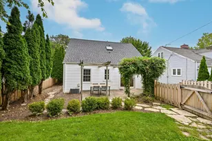 2464 N 82nd St, Wauwatosa, WI 53213 - Photo 37
