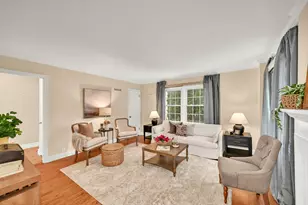 2464 N 82nd St, Wauwatosa, WI 53213 - Photo 11