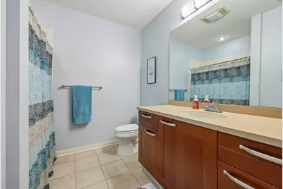 1522 N Prospect Ave #303, Milwaukee, WI 53202 - Photo 31