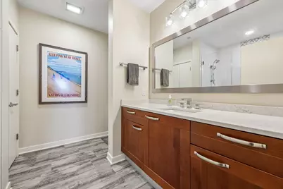1522 N Prospect Ave #303, Milwaukee, WI 53202 - Photo 27